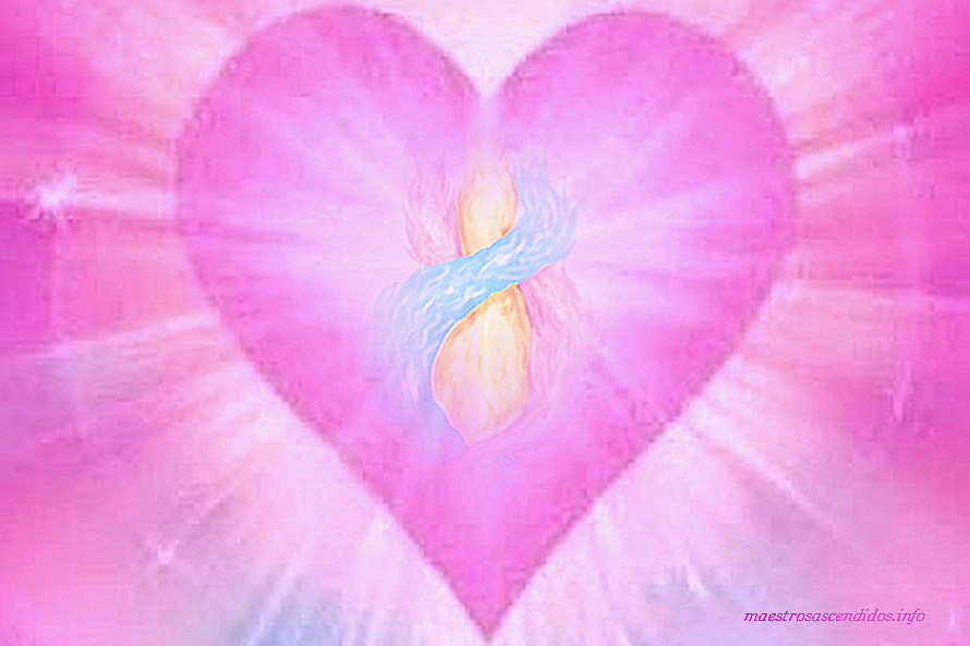 corazón rosa, llama triple